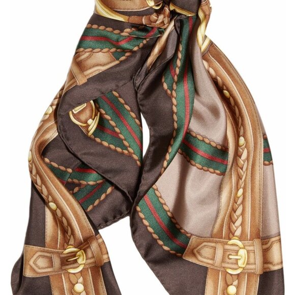 Display #3 New Gucci Scarf Iconic Silk Wrap - Picture 10 of 15